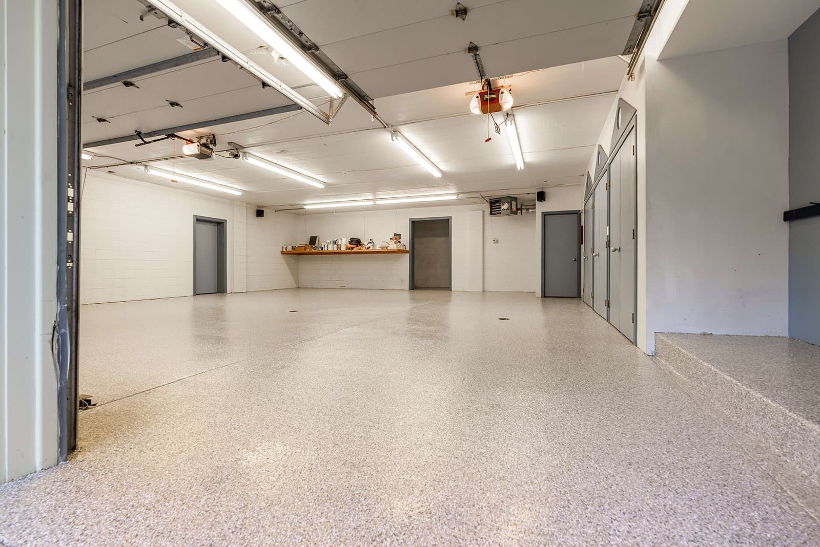 The same garage floor finished with a Penntek chip coating